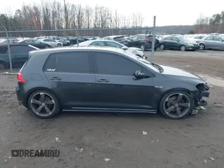 2015 Volkswagen Golf GTI SE with VIN 3VW5T7AU5FM102579, listed as a IAAI auction lot 41131577 with 97,894 mi miles. Bid and sale history available at carsss.com. Image 14.