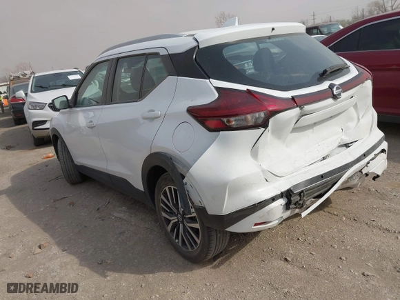2021 Nissan Kicks SV with VIN 3N1CP5CV6ML480697, listed as a IAAI auction lot 41781662 with 83,015 mi miles. Bid and sale history available at carsss.com. Image 3.