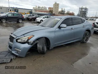 2016 Infiniti Q70 z VIN JN1BY1AP3GM220547, wystawiony jako Copart lot #43316435 z przebiegiem Nie podano mil oraz Szkody całkowita. Historia ofert i sprzedaży dostępna na DreamBid. Obrazek 1.