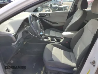 2020 Hyundai Ioniq SE with VIN KMHC75LC0LU186434, listed as a Copart auction lot 58251755 with 131,785 mi miles and Salvage title. Bid and sale history available at DreamBid. Image 7.