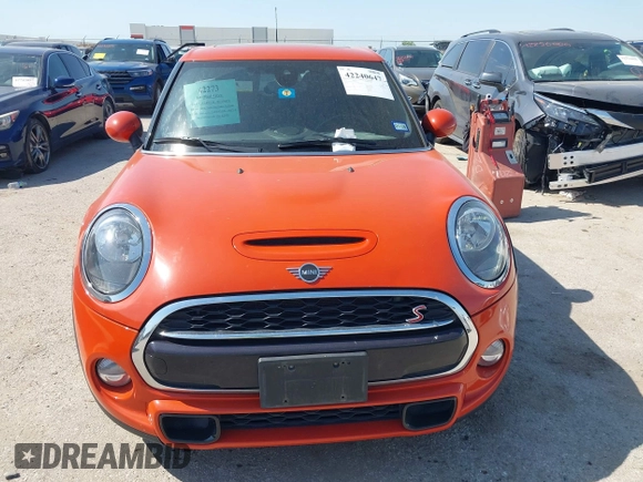 2019 MINI Hardtop 4 Door Cooper S with VIN WMWXU3C57K2B64946, listed as a IAAI auction lot 42240647 with 87,704 mi miles and . Bid and sale history available at DreamBid. Image 12.