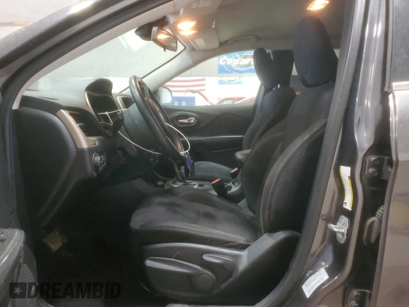 2016 Jeep Cherokee Latitude with VIN 1C4PJMCB6GW122773, listed as a Copart auction lot 49351975 with 143,587 mi miles and Salvage Title. Bid and sale history available at carsss.com. Image 7.