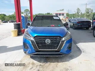 2021 Nissan Kicks SR with VIN 3N1CP5DV2ML498807, listed as a IAAI auction lot 41880588 with 92,794 mi miles and . Bid and sale history available at DreamBid. Image 12.