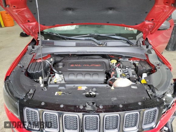 2018 Jeep Compass Trailhawk with VIN 3C4NJDDB6JT147885, listed as a Copart auction lot 55632365 with Not provided miles and Salvage title. Bid and sale history available at DreamBid. Image 12.