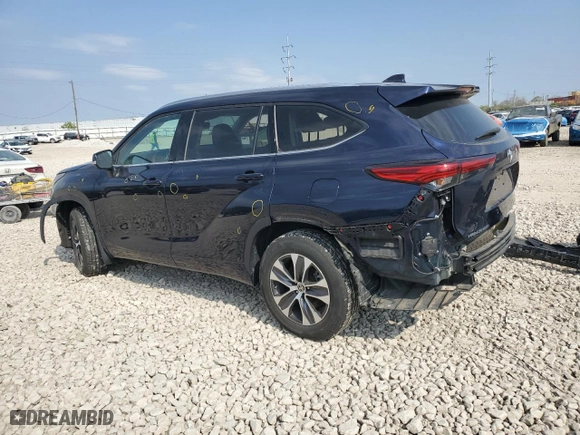 2020 Toyota Highlander XLE with VIN 5TDGZRBH1LS003373, listed as a Copart auction lot 53374895 with 42,994 mi miles and Salvage Title. Bid and sale history available at carsss.com. Image 2.