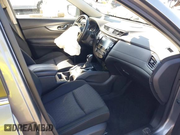 2019 Nissan Rogue SV with VIN JN8AT2MV2KW396353, listed as a IAAI auction lot 41936629 with 110,663 mi miles. Bid and sale history available at carsss.com. Image 5.
