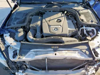 2018 Mercedes-Benz C 300 z VIN WDDWJ4JB2JF744766, wystawiony jako Copart lot #46121835 z przebiegiem 75 781 mil mil oraz Szkoda całkowita • Salvage title. Historia ofert i sprzedaży dostępna na DreamBid. Obrazek 11.