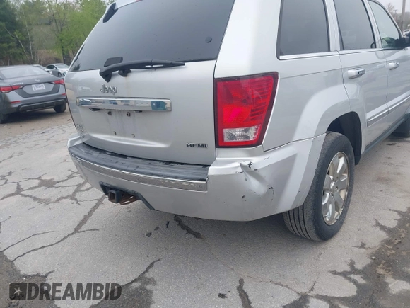 2010 Jeep Grand Cherokee Limited with VIN 1J4RR5GT5AC137889, listed as a IAAI auction lot 42182066 with 173,820 mi miles and . Bid and sale history available at DreamBid. Image 6.