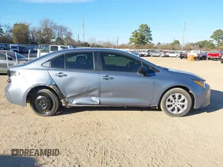 2022 Toyota Corolla LE with VIN 5YFEPMAE3NP335687, listed as a IAAI auction lot 41361115 with 54,105 mi miles and . Bid and sale history available at DreamBid. Image 14.