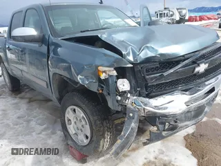 2011 Chevrolet Silverado 1500 LT with VIN 3GCPKSE30BG189500, listed as a IAAI auction lot 41657850 with 147,460 mi miles and . Bid and sale history available at DreamBid. Image 6.