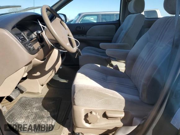 1999 Toyota Sienna CE with VIN 4T3ZF19C6XU098787, listed as a Copart auction lot 47465735 with 176,082 mi miles and Salvage Title. Bid and sale history available at carsss.com. Image 7.