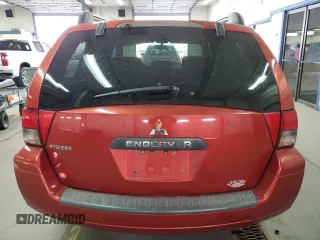 2008 Mitsubishi Endeavor LS z VIN 4A4MN21S38E025013, wystawiony jako Copart lot #73274954 z przebiegiem 175 046 mil mil oraz Szkoda całkowita • Salvage title. Historia ofert i sprzedaży dostępna na DreamBid. Obrazek 6.
