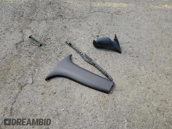 1992 Toyota Camry с VIN 4T1SK11E8NU009222, выставлен на аукционе Copart как лот 60811625 с пробегом 143 925 миль миль и Чистый • Clean title. История ставок и продаж доступна на DreamBid. Изображение 12.