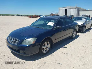 2006 Nissan Altima 2.5 with VIN 1N4AL11D16N442211, listed as a IAAI auction lot 42060046 with 164,950 mi miles. Bid and sale history available at carsss.com. Image 2.