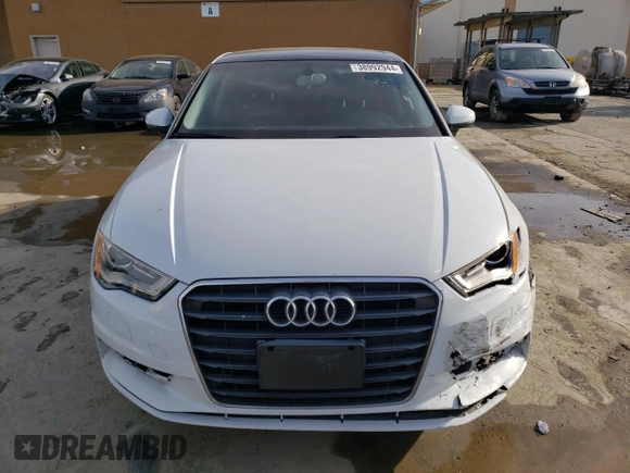 2015 Audi A3 1.8T Premium with VIN WAUACGFF7F1004904, listed as a Copart auction lot 38992944 with 87,309 mi miles. Bid and sale history available at carsss.com. Image 5.