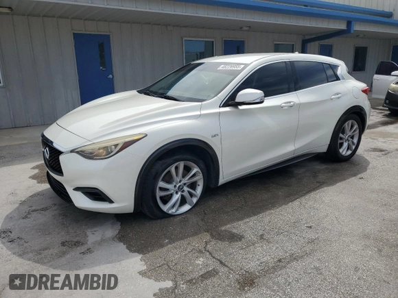 2017 Infiniti QX30 z VIN SJKCH5CP7HA037478, wystawiony jako Copart lot #48226955 z przebiegiem 104 963 mil mil oraz Szkoda całkowita • Salvage title. Historia ofert i sprzedaży dostępna na DreamBid. Obrazek 1.