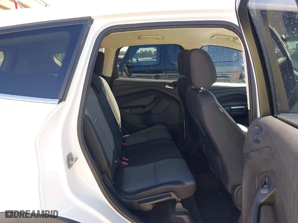 2015 Ford Escape SE with VIN 1FMCU0G71FUB79182, listed as a IAAI auction lot 41781076 with 132,167 mi miles. Bid and sale history available at carsss.com. Image 8.