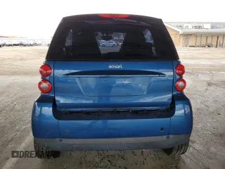 2008 Smart fortwo Pure z VIN WMEEJ31X98K106240, wystawiony jako Copart lot #46756535 z przebiegiem 113 587 mil mil oraz Szkody całkowita. Historia ofert i sprzedaży dostępna na DreamBid. Obrazek 6.