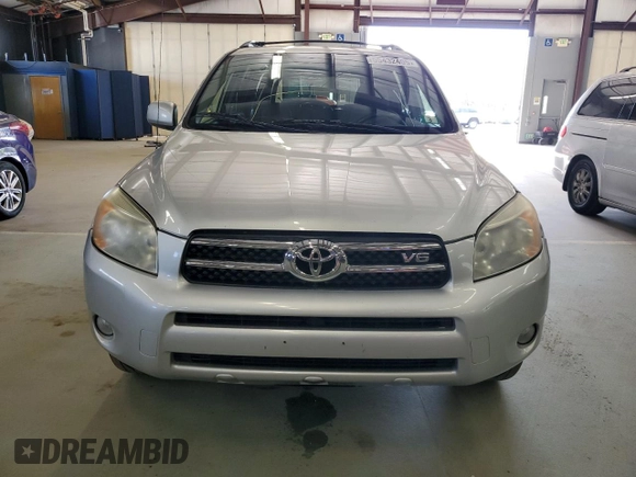 2007 Toyota RAV4 Limited with VIN JTMBK31V275028099, listed as a Copart auction lot 55432405 with 180,772 mi miles and Clean Title. Bid and sale history available at carsss.com. Image 5.