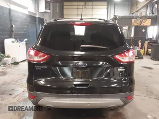 2014 Ford Escape SE with VIN 1FMCU9GX7EUA80983, listed as a IAAI auction lot 41504942 with 133,952 mi miles. Bid and sale history available at carsss.com. Image 17.