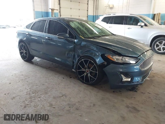 2019 Ford Fusion SEL with VIN 3FA6P0CD6KR145380, listed as a IAAI auction lot 40911980 with 58,825 mi miles. Bid and sale history available at carsss.com. Image 1.