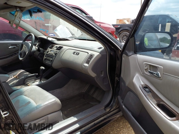 2001 Honda Accord EX z VIN 1HGCG16571A046374, wystawiony jako IAAI lot #42210342 z przebiegiem 184 261 mil mil oraz . Historia ofert i sprzedaży dostępna na DreamBid. Obrazek 5.