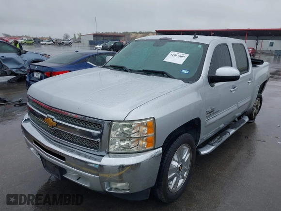2013 Chevrolet Silverado 1500 LT with VIN 3GCPCSE06DG302775, listed as a IAAI auction lot 41903005 with 409,637 mi miles and . Bid and sale history available at DreamBid. Image 17.