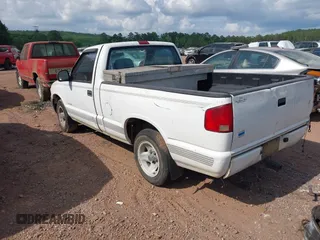1998 Isuzu Hombre S z VIN 1GGCS1445W8651918, wystawiony jako IAAI lot #42424879 z przebiegiem Nie podano mil oraz . Historia ofert i sprzedaży dostępna na DreamBid. Obrazek 3.