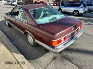 1986 Mercedes-Benz 560 with VIN WDBCA45D2GA206016, listed as a Copart auction lot 54577205 with 205,332 mi miles and Clean Title. Bid and sale history available at DreamBid. Image 3.