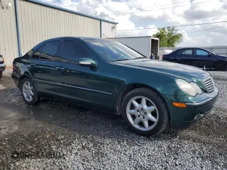 2001 Mercedes-Benz C 3.2L with VIN WDBRF64J21F029346, listed as a Copart auction lot 50622475 with 82,100 mi miles and Salvage Title. Bid and sale history available at carsss.com. Image 4.
