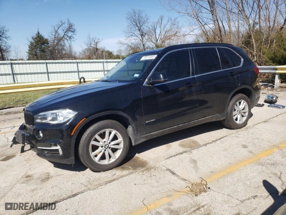 2015 BMW X5 xDrive35i with VIN 5UXKR0C56F0K54440, listed as a Copart auction lot 48974085 with 70,770 mi miles and Salvage Title. Bid and sale history available at carsss.com. Image 1.