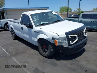 2013 Ford F-150 XL с VIN 1FTMF1CM5DKF34223, выставлен на аукционе IAAI как лот 42355085 с пробегом 190 747 миль миль и . История ставок и продаж доступна на DreamBid. Изображение 1.