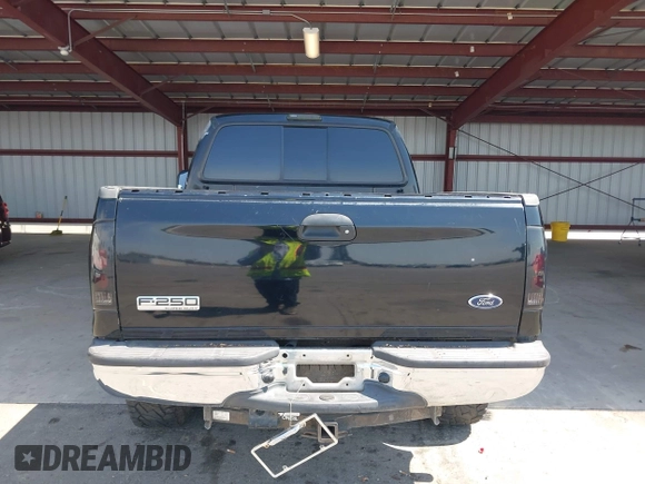 2007 Ford F-250 XL с VIN 1FTSW21P57EB33512, выставлен на аукционе IAAI как лот 42421359 с пробегом 278 243 миль миль и . История ставок и продаж доступна на DreamBid. Изображение 16.
