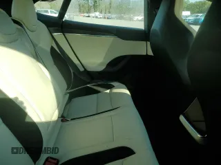 2024 Tesla Model S Plaid с VIN 5YJSA1E66RF544459, выставлен на аукционе Copart как лот 44743565 с пробегом Не указан миль и Списание • Salvage title. История ставок и продаж доступна на DreamBid. Изображение 10.