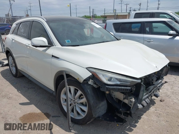 2019 Infiniti QX50 Luxe z VIN 3PCAJ5M13KF111468, wystawiony jako IAAI lot #42030336 z przebiegiem 95 905 mil mil oraz . Historia ofert i sprzedaży dostępna na DreamBid. Obrazek 1.