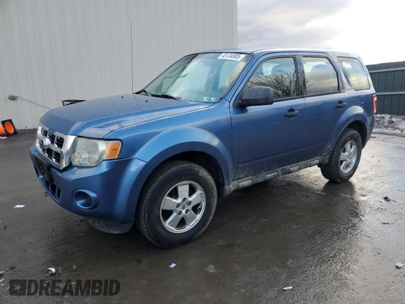 2010 Ford Escape XLS with VIN 1FMCU9C7XAKD33807, listed as a Copart auction lot 45134905 with 190,936 mi miles and Salvage title. Bid and sale history available at DreamBid. Image 1.