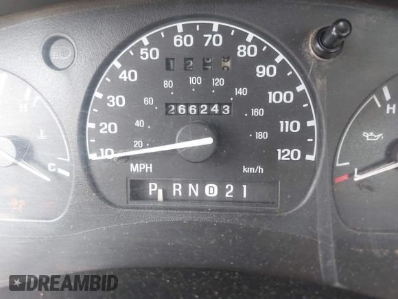 2000 Ford Ranger XL z VIN 1FTYR14VXYPA96145, wystawiony jako IAAI lot #42197132 z przebiegiem 266 243 mil mil oraz . Historia ofert i sprzedaży dostępna na DreamBid. Obrazek 7.