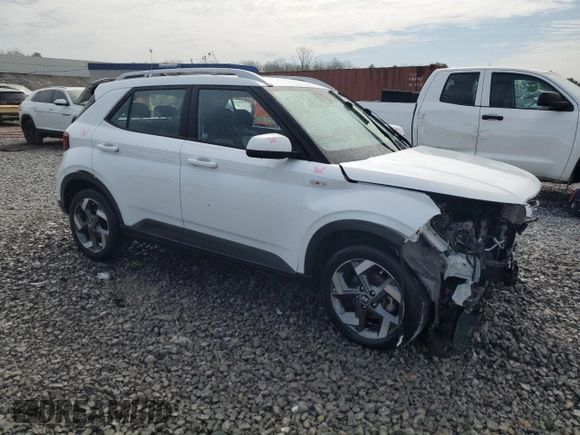 2021 Hyundai Venue SEL z VIN KMHRC8A32MU100035, wystawiony jako Copart lot #51099805 z przebiegiem 103 995 mil mil oraz Szkoda całkowita • Salvage title. Historia ofert i sprzedaży dostępna na DreamBid. Obrazek 4.