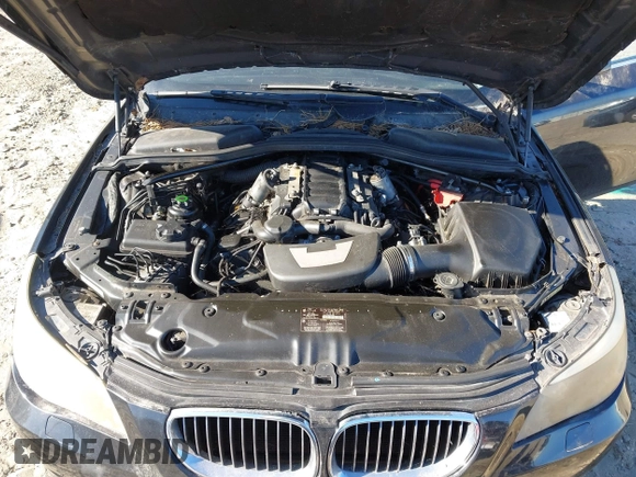 2008 BMW 5 Series 550i with VIN WBANW53528CT49001, listed as a IAAI auction lot 41665892 with Not Provided miles. Bid and sale history available at carsss.com. Image 10.