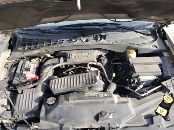 2008 Chrysler Aspen Limited with VIN 1A8HW58208F158389, listed as a Copart auction lot 48725035 with 186,550 mi miles and Salvage Title. Bid and sale history available at carsss.com. Image 12.