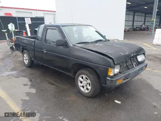 1996 Nissan Trucks 2WD XE with VIN 1N6SD16S5TC385180, listed as a IAAI auction lot 41345326 with 262,211 mi miles. Bid and sale history available at carsss.com. Image 1.