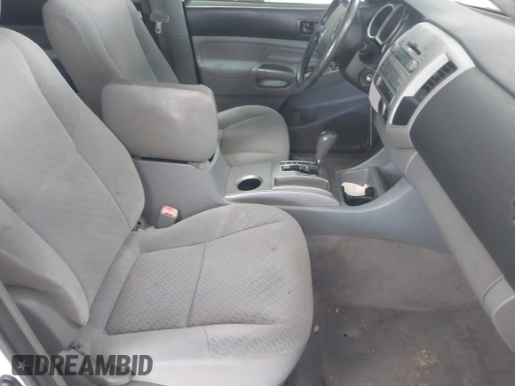2009 Toyota Tacoma PreRunner with VIN 3TMJU62N49M090994, listed as a IAAI auction lot 41787065 with 207,386 mi miles. Bid and sale history available at carsss.com. Image 5.