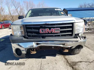 2010 GMC Sierra 1500 with VIN 1GTSKTE37AZ261548, listed as a Copart auction lot 88654795 with 169,543 mi miles and Clean Title. Bid and sale history available at DreamBid. Image 5.