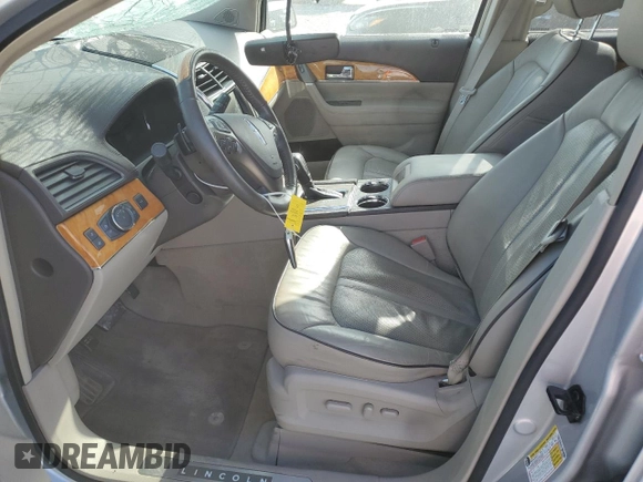 2014 Lincoln MKX with VIN 2LMDJ6JK1EBL15560, listed as a Copart auction lot 49206495 with 74,430 mi miles and Salvage Title. Bid and sale history available at DreamBid. Image 7.