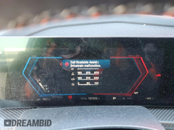 2023 BMW XM z VIN 5YM23CS04P9S41474, wystawiony jako Copart lot #64112444 z przebiegiem 13 109 mil mil oraz Szkoda całkowita • Salvage title. Historia ofert i sprzedaży dostępna na DreamBid. Obrazek 9.