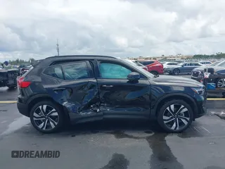 2024 Volvo XC40 Plus Dark Theme with VIN YV4L12UL5R2308371, listed as a IAAI auction lot 42516455 with 9,056 mi miles and . Bid and sale history available at DreamBid. Image 14.