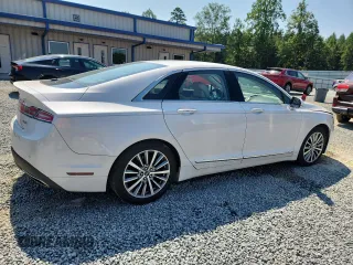 2017 Lincoln MKZ Hybrid Select z VIN 3LN6L5LU7HR630229, wystawiony jako Copart lot #63202135 z przebiegiem 164 915 mil mil oraz Szkoda całkowita • Salvage title. Historia ofert i sprzedaży dostępna na DreamBid. Obrazek 3.