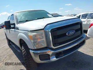 2016 Ford F-250 Lariat z VIN 1FT7W2B6XGEC70313, wystawiony jako IAAI lot #40381548 z przebiegiem Nie podano mil oraz . Historia ofert i sprzedaży dostępna na DreamBid. Obrazek 1.