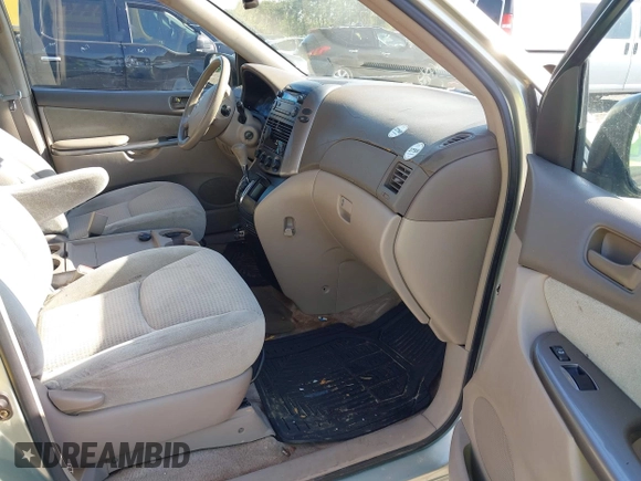 2006 Toyota Sienna CE with VIN 5TDZA23C06S390125, listed as a IAAI auction lot 42067821 with 147,152 mi miles and . Bid and sale history available at carsss.com. Image 5.