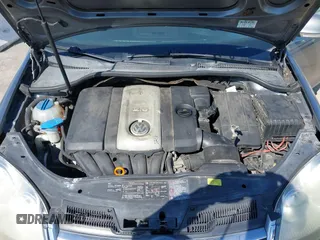 2005 Volkswagen Jetta z VIN 3VWDG71K35M613236, wystawiony jako IAAI lot #41764835 z przebiegiem Nie podano mil oraz . Historia ofert i sprzedaży dostępna na DreamBid. Obrazek 10.